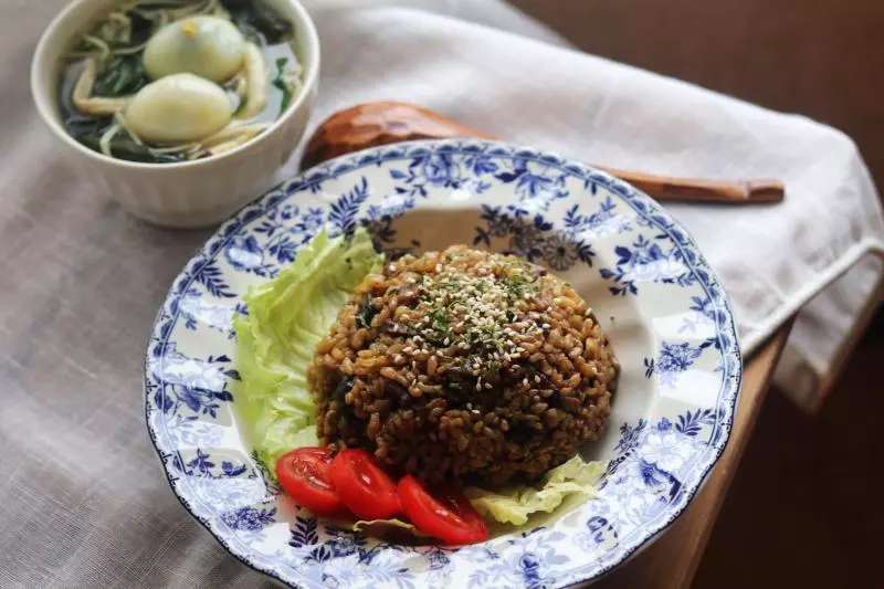 菌味糙米燜飯