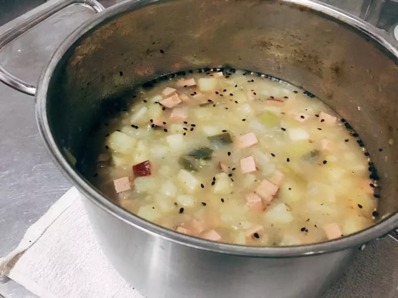 土豆火腿洋蔥湯