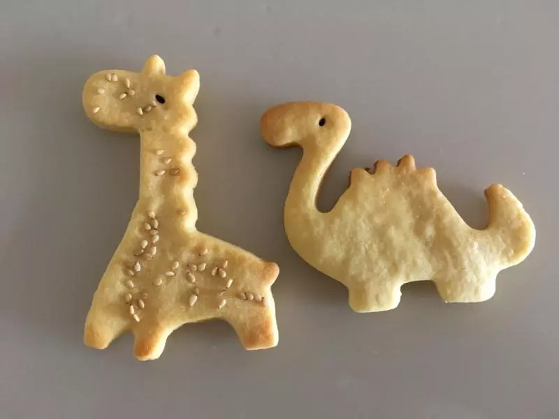 動物餅乾（恐龍，長頸鹿）