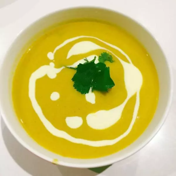 奶油咖喱芹菜濃湯 Creamy Curry Celery Soup