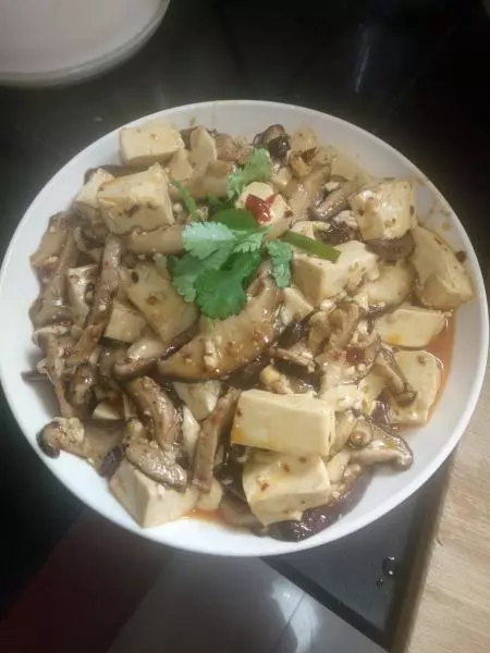 麻辣香菇豆腐