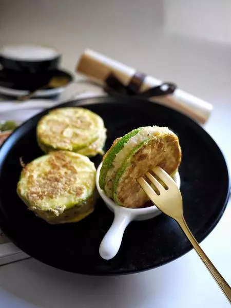 西葫蘆薯泥火腿夾心餅——低碳水【健康主食】
