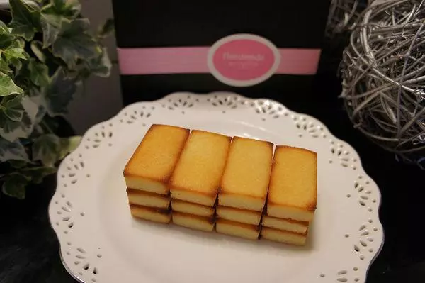 土豪必備：費南金磚蛋糕-製作法國的甜點食譜