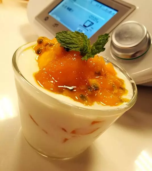 美善品芒果酸奶冰淇淋杯