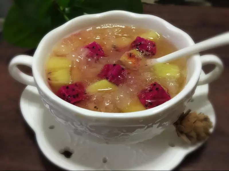 水果雪耳滋補湯