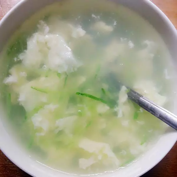 黃瓜絲蛋湯