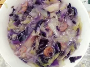 香腸炒紫甘藍捲心菜