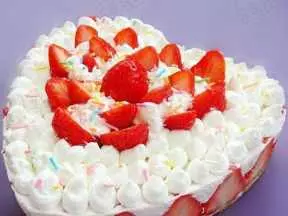 DIY奶油草莓蛋糕