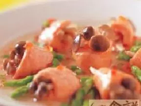 松菇鮭魚卷