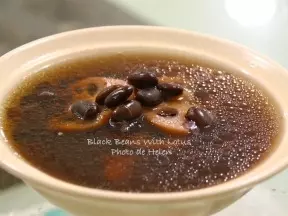 黑豆蓮藕湯