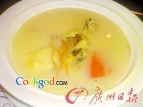 木瓜筍殼魚湯