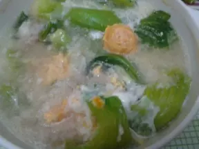 芥菜鹹蛋肉片湯