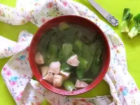 牛筋丸小白菜汤
