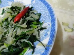 韭菜炒粉丝