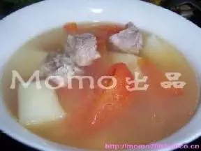 土豆西红柿排骨汤