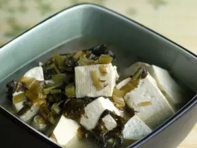 雪菜炖老豆腐