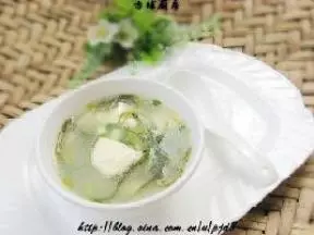 海帶絲豆腐湯