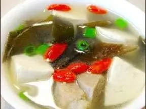 排骨海帶豆腐湯