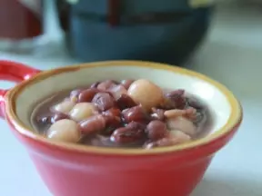 红豆酒酿圆子汤