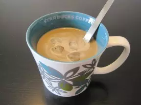 冰拿铁咖啡