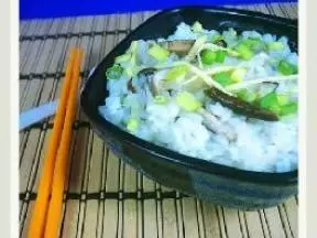 砂锅香菇粥饭