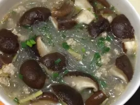 香菇肉末粉丝汤