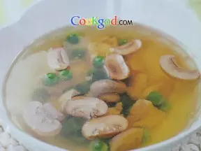 蘑菇豌豆雞湯