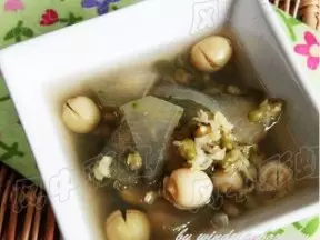 冬瓜莲子绿豆汤