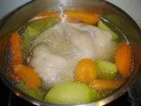 萝卜猪肚汤