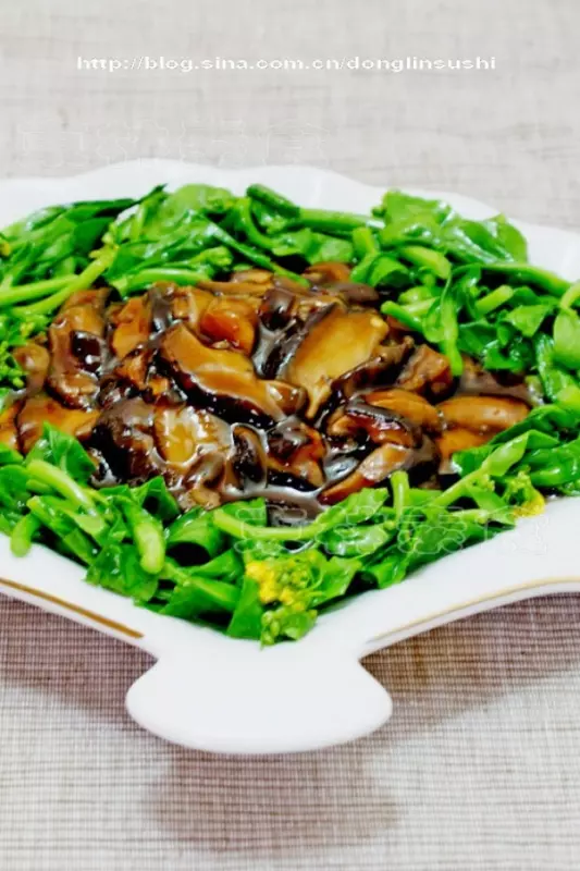 鲜香菇炒油菜