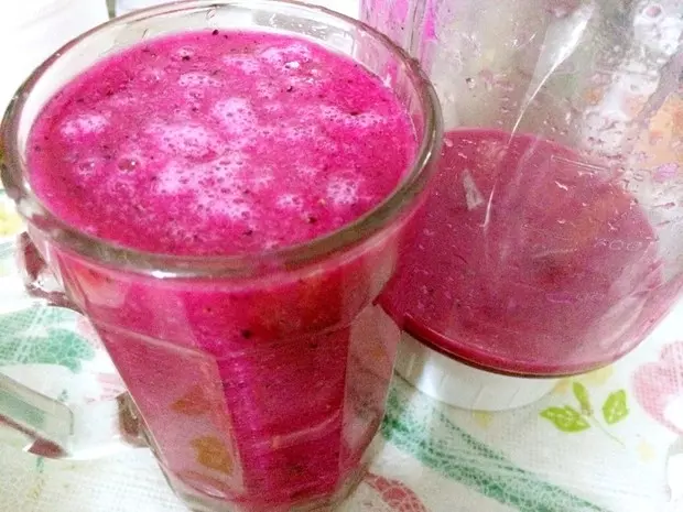火龙果水蜜桃汁-快速料理机果汁