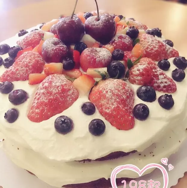 莓莓裸蛋糕