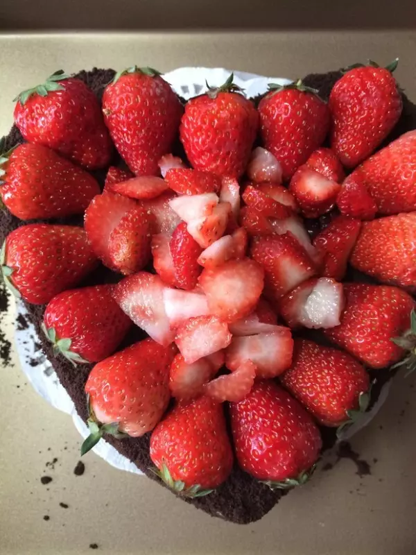 草莓奥利奥奶油蛋糕