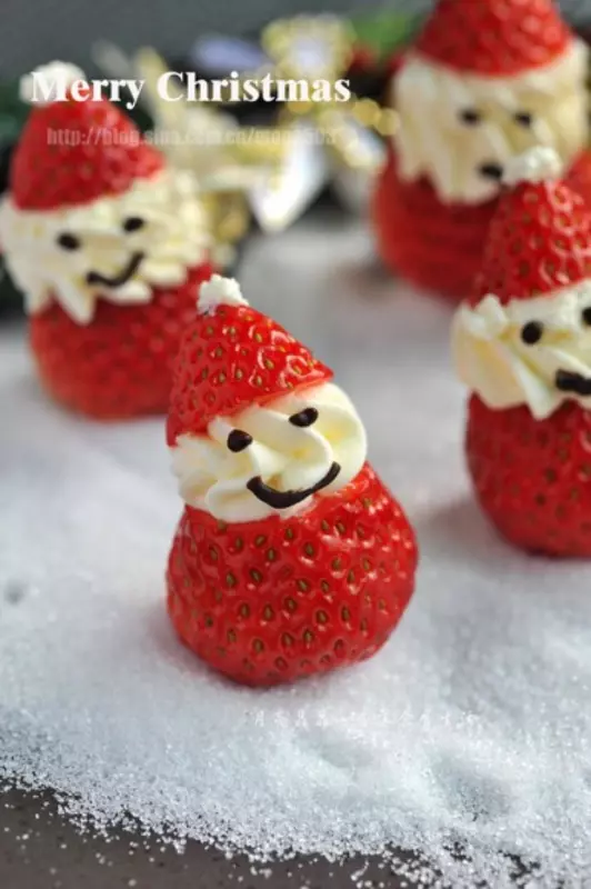 草莓圣诞老人