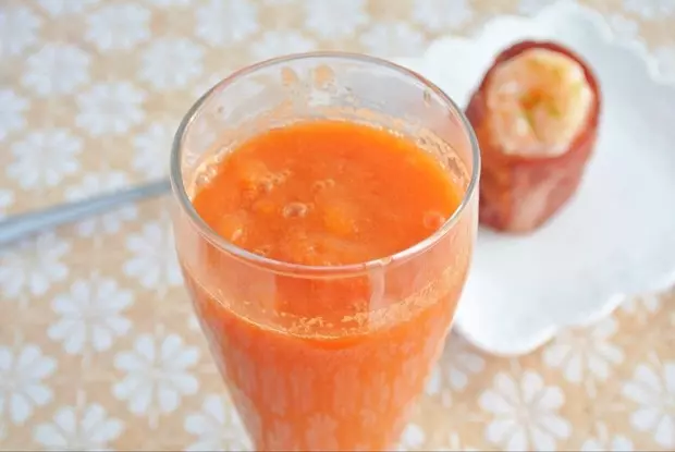 夏日清凉特饮——胡萝卜苹果果泥/果汁/冰沙