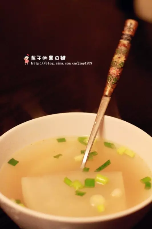 牛骨萝卜汤