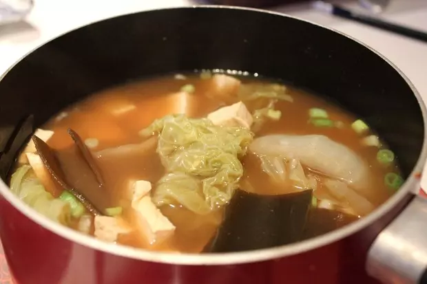 白菜豆腐味增汤