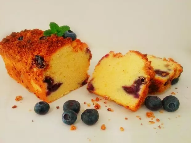 酥皮蓝莓蛋糕