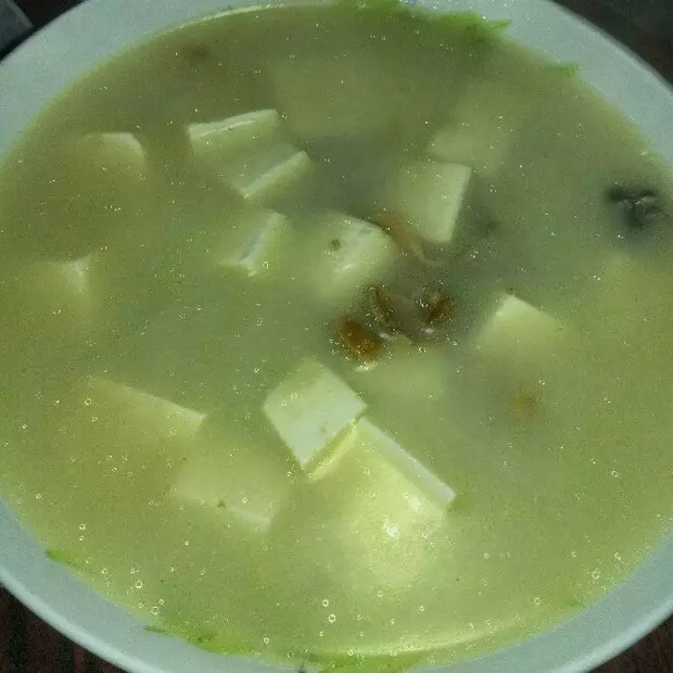 河蚌豆腐汤