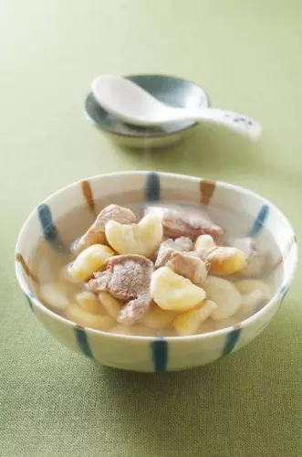 菱角瘦肉湯