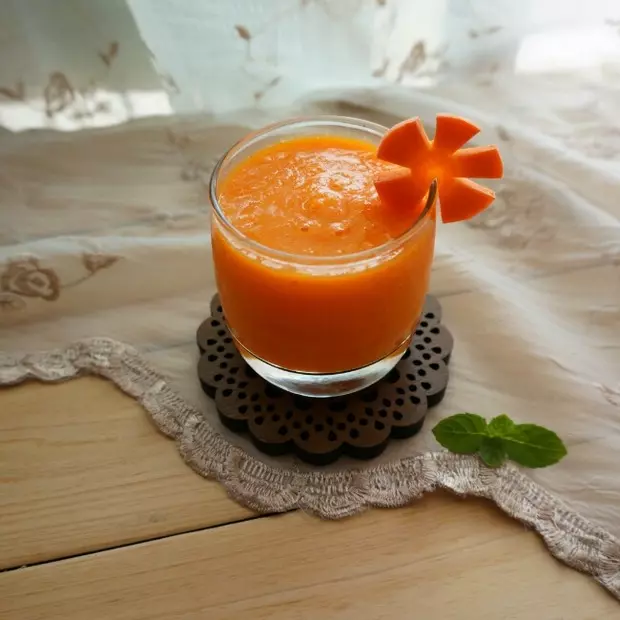胡萝卜芒果汁