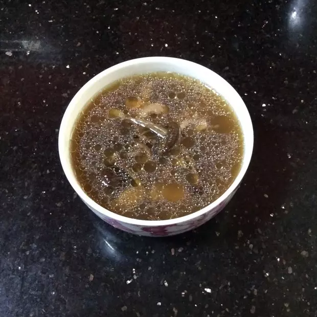 茶树菇煲老鸡汤