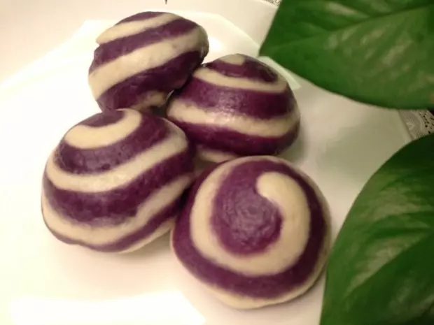雙色紫薯貢菜肉包