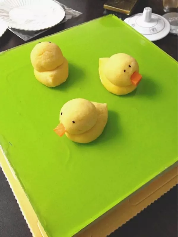 「小黃鴨」鏡面抹茶芝士慕斯蛋糕