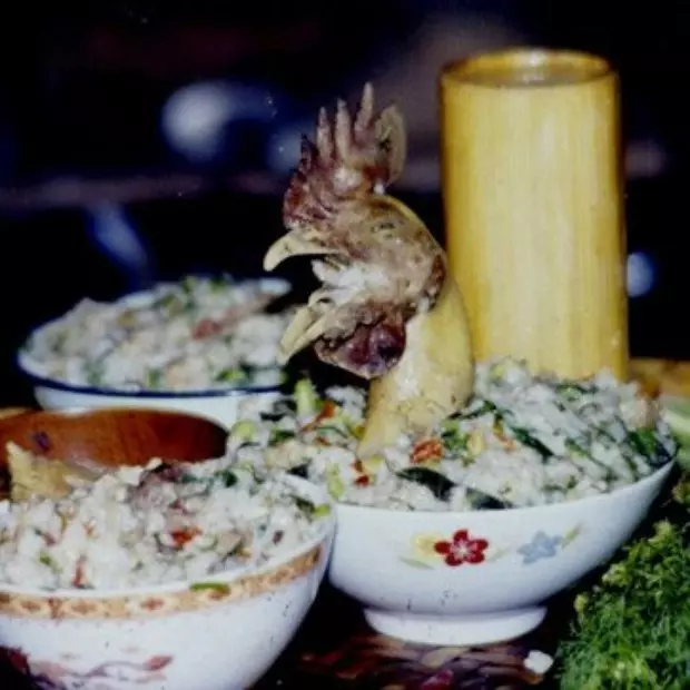 佤族雞肉爛飯