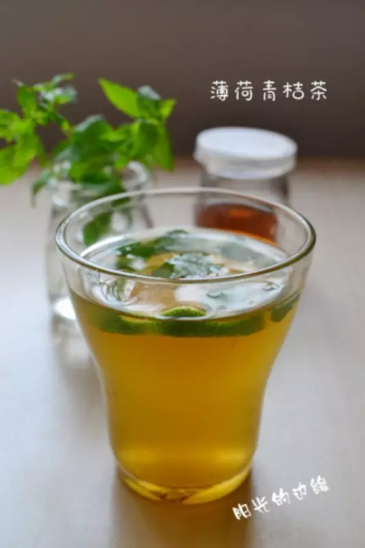 薄荷青桔茶