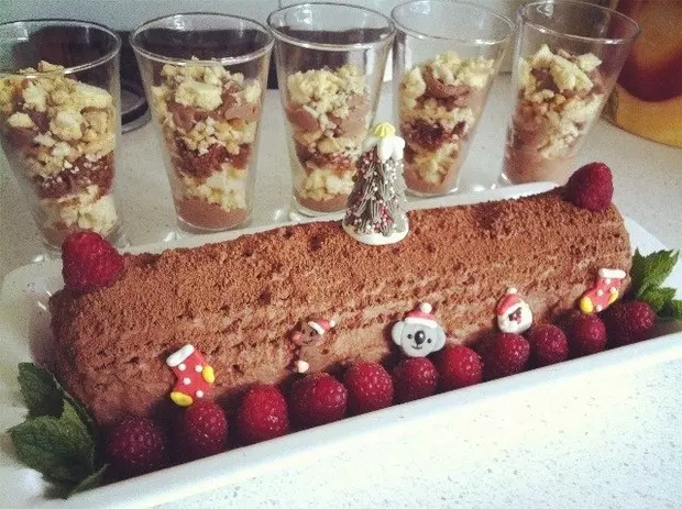 多层巧克力饼干蛋糕－Chocolate ripple log cake（免烤）