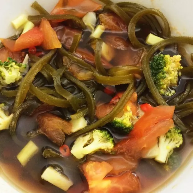 番茄海带花椰菜汤