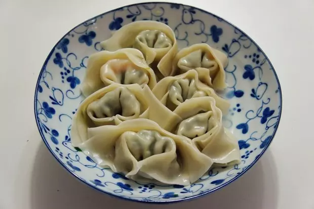 荠菜鲜肉虾仁馄饨