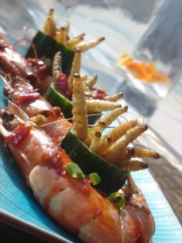 辣味鮮蝦焗竹蟲